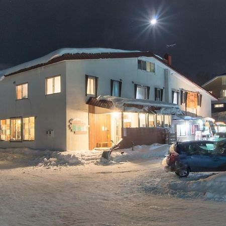 Niseko Side 6 Hostel Екстериор снимка