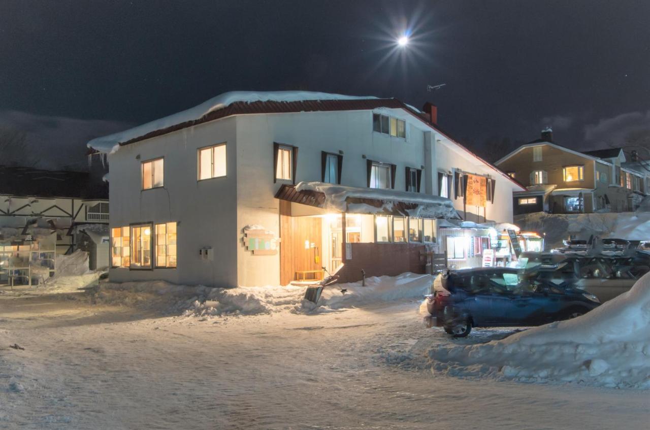 Niseko Side 6 Hostel Екстериор снимка